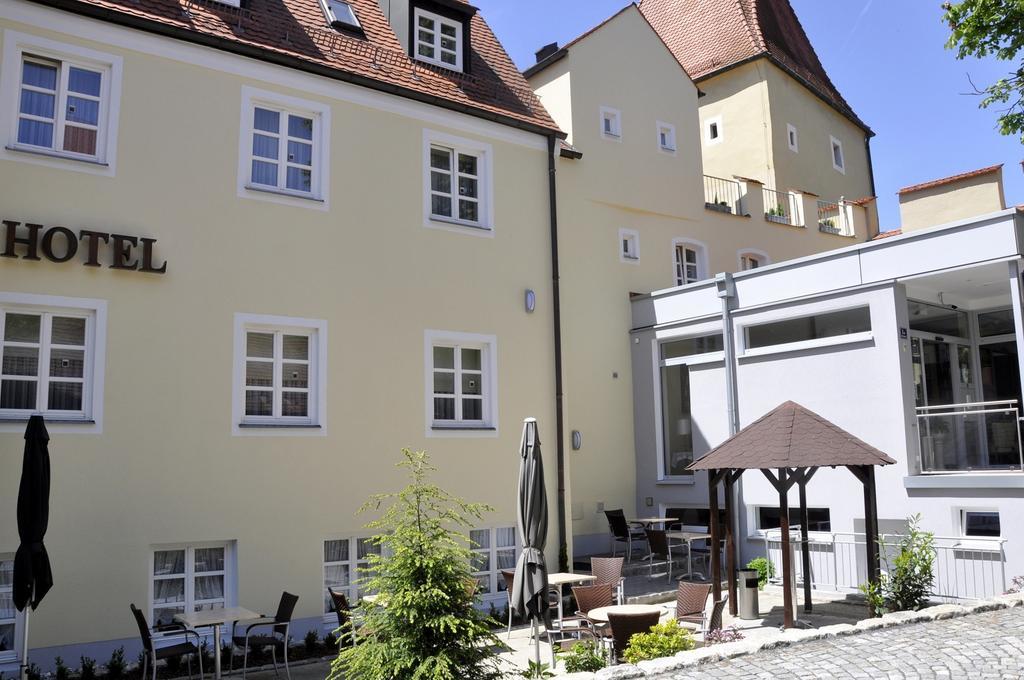 Klassik Hotel Am Tor Weiden in der Oberpfalz Exterior foto